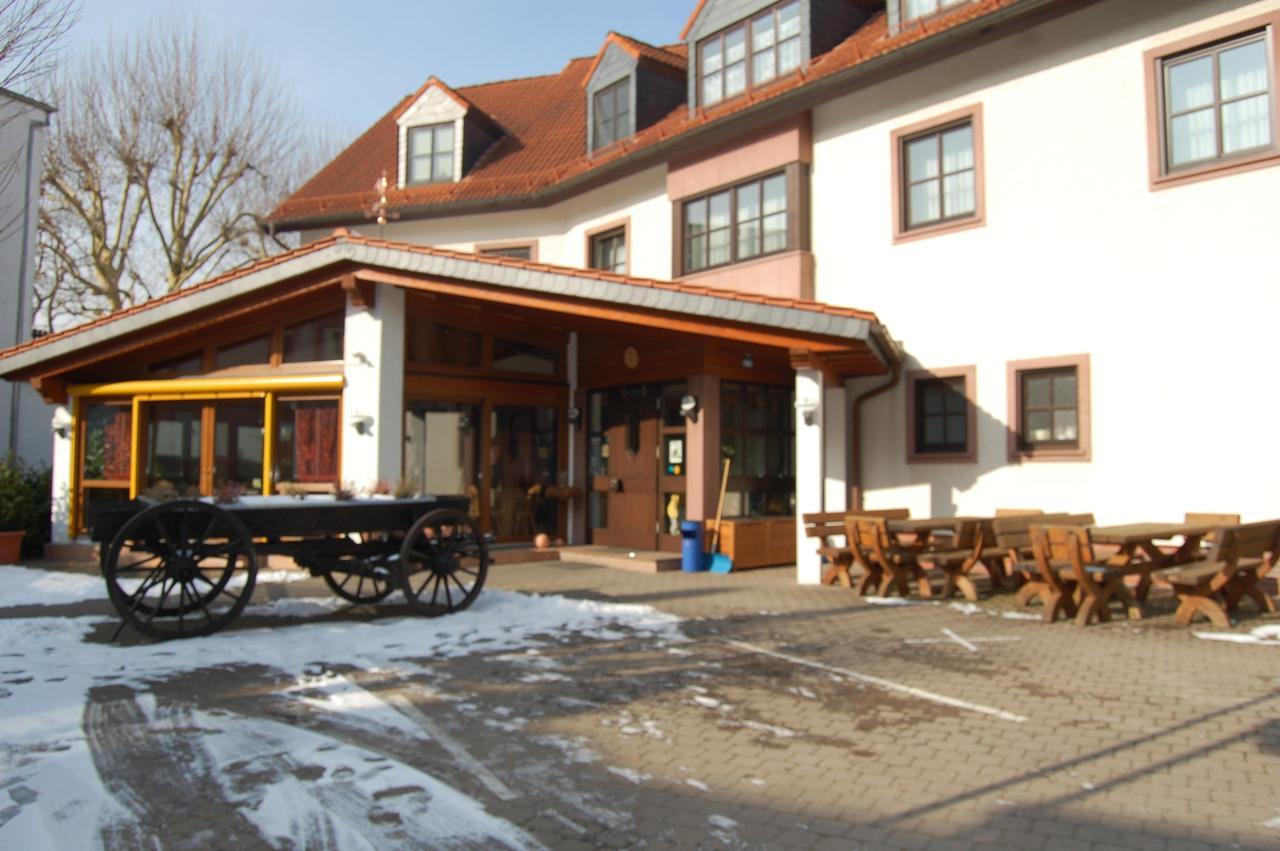 Готель Hausener Dorfkrug Франкфурт-на-Майні Екстер'єр фото